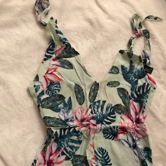 Jumper - Picture 3 of 3